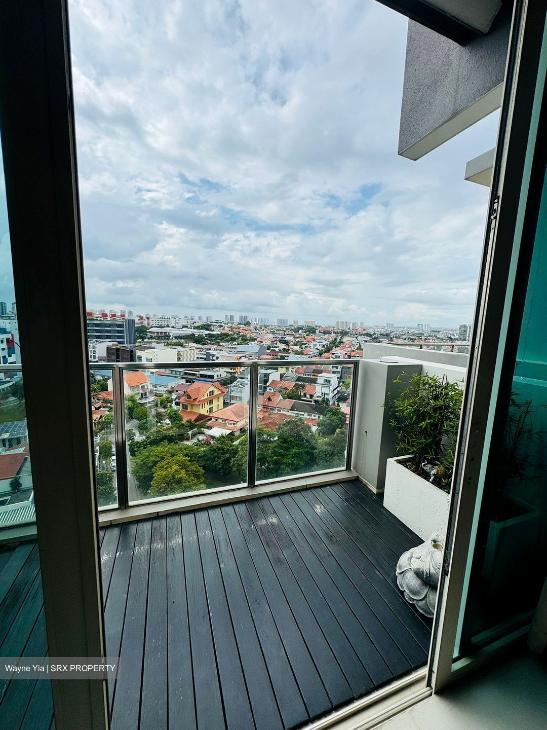 Vacanza @ East (D14), Condominium #479689551